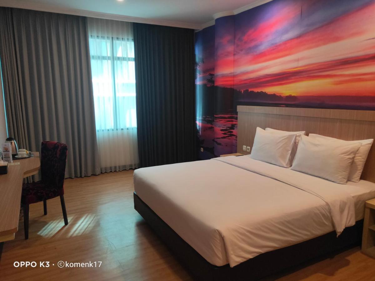 Giia Sanno Hotel Pluit Джакарта Экстерьер фото