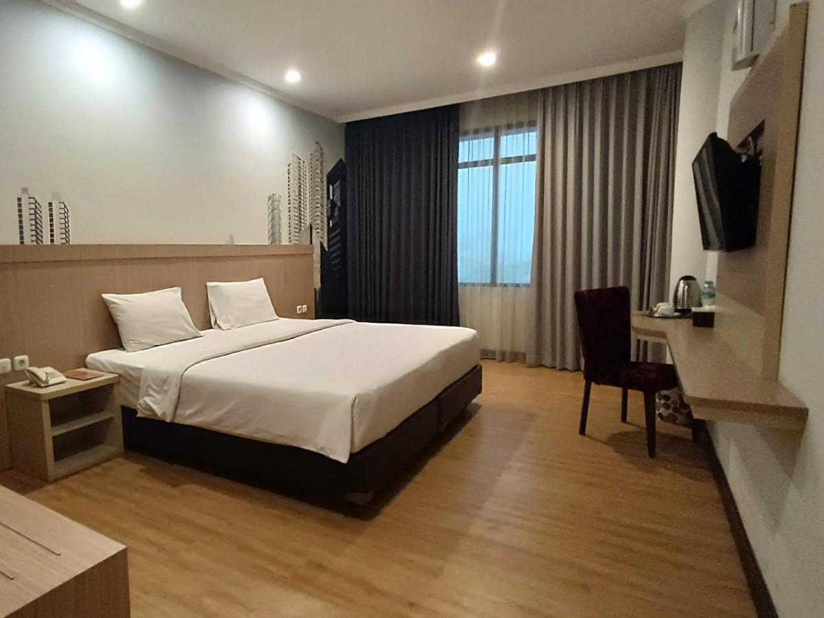 Giia Sanno Hotel Pluit Джакарта Экстерьер фото
