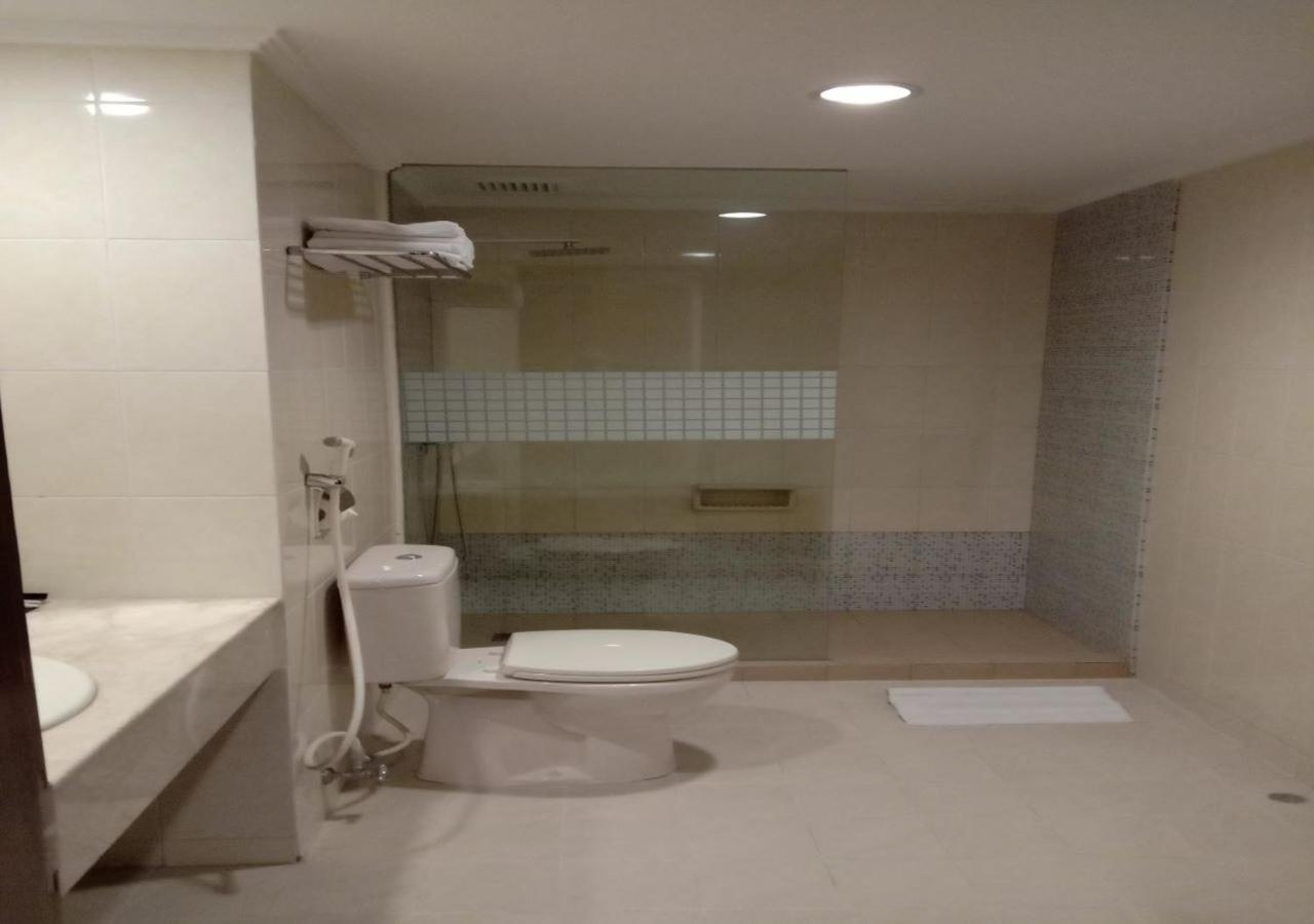 Giia Sanno Hotel Pluit Джакарта Экстерьер фото